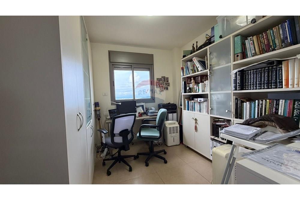 Apartment for Sale in Haifa - Image 6