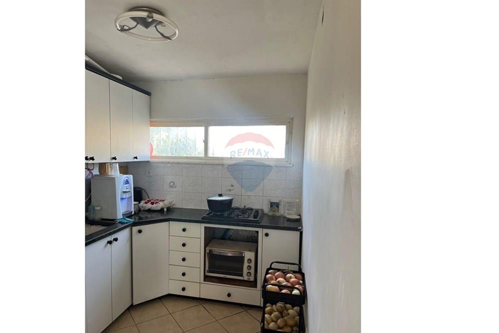 Apartment for Sale in Holon - Image 6