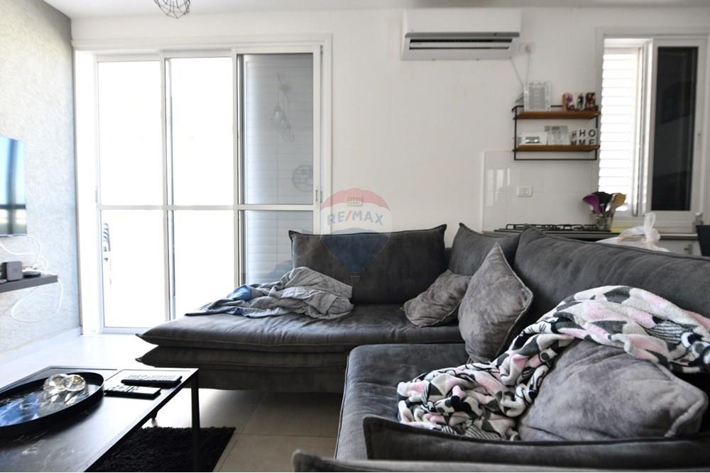 Apartment for Sale in Petah Tikva - Image 4