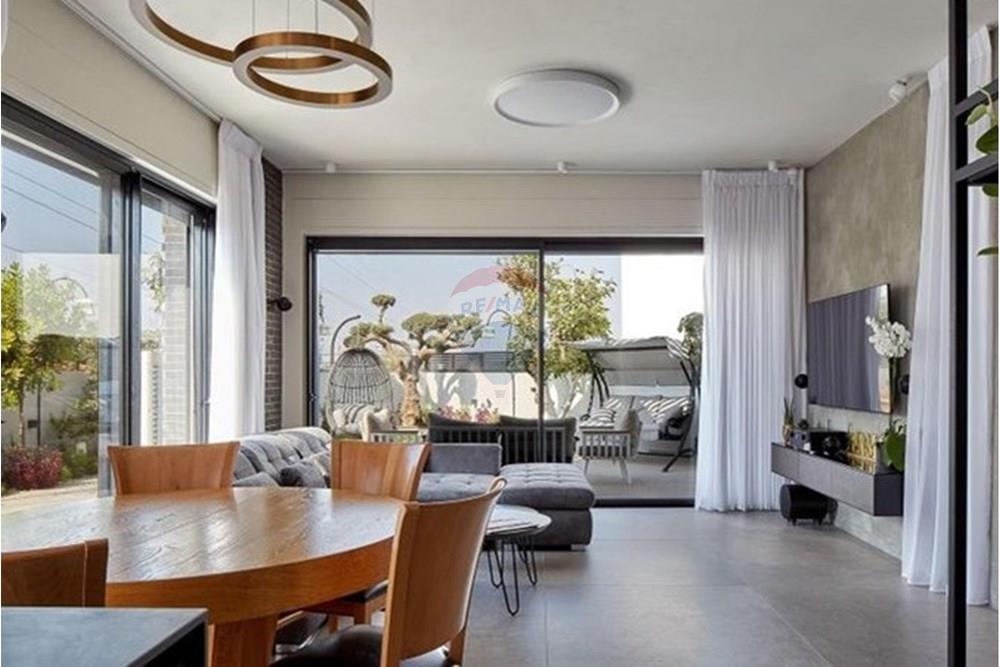 Apartment for Sale in Sderot - Image 1