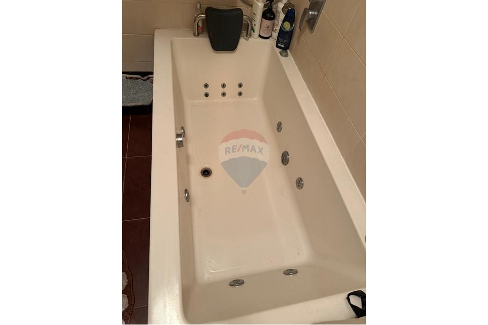 Apartment for Sale in Rishon LeZion - Image 6