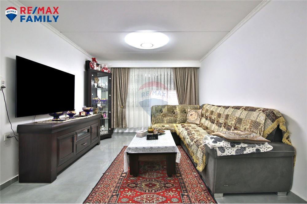 Apartment for Sale in קרית ביאליק - Image 1