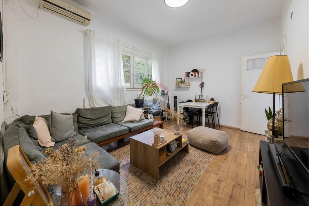 Apartment for Sale in Tel Aviv - Image 1