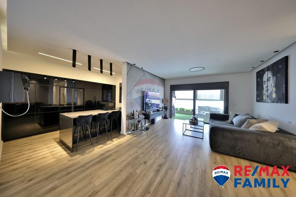 Apartment for Sale in קרית אתא - Image 1