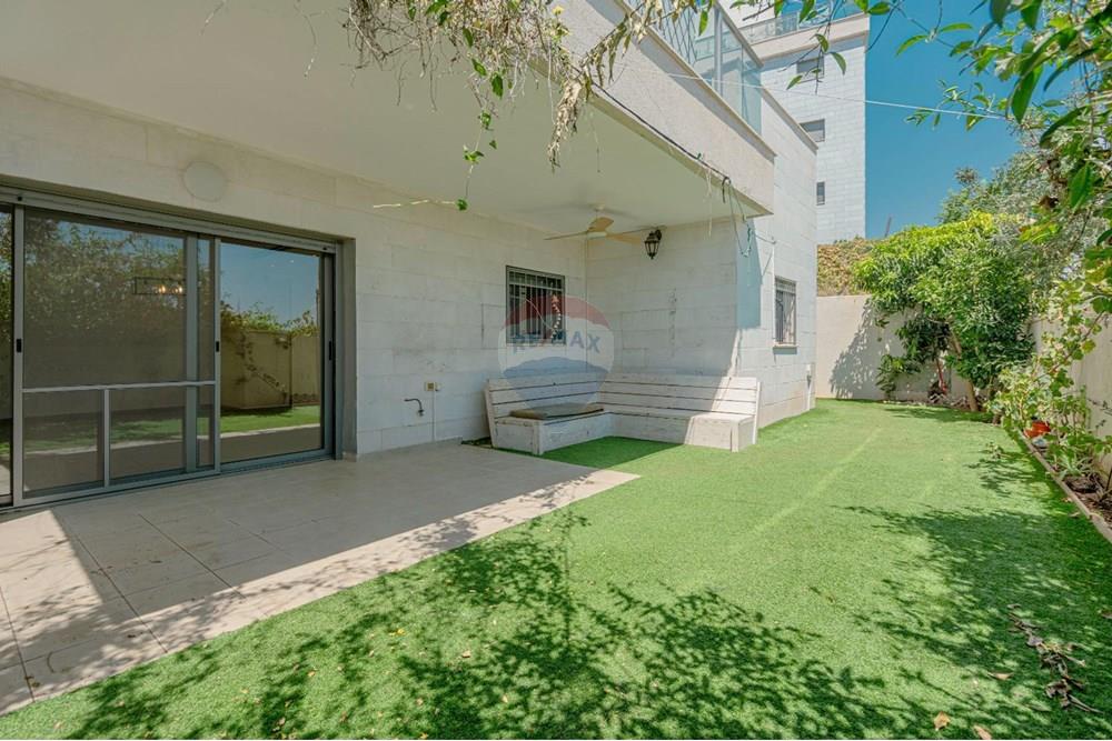 Apartment for Sale in חריש - Image 1