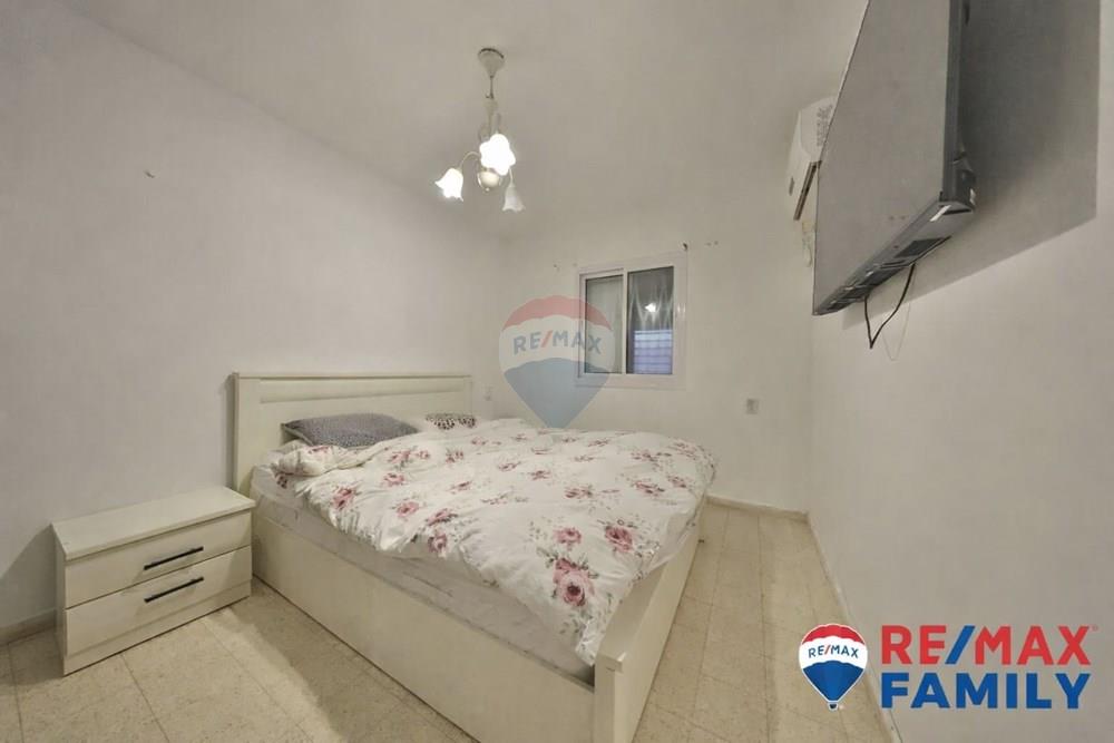 Apartment for Sale in קרית אתא - Image 2