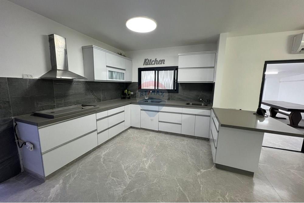 Apartment for Sale in נתיבות - Image 2