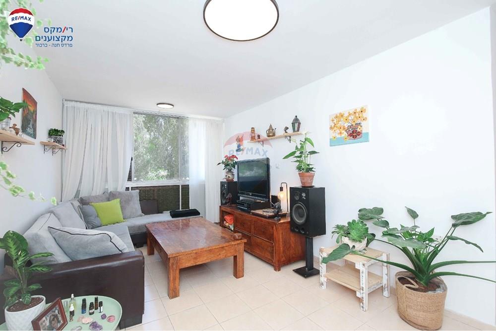 Apartment for Sale in פרדס חנה - כרכור - Image 6