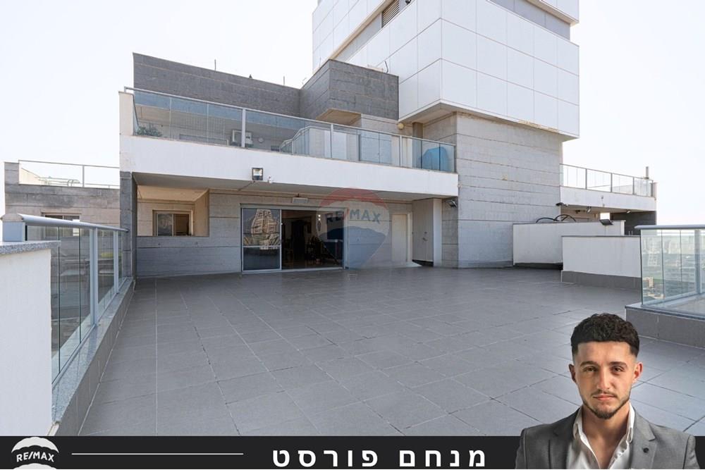 Apartment for Sale in Netanya - Image 2