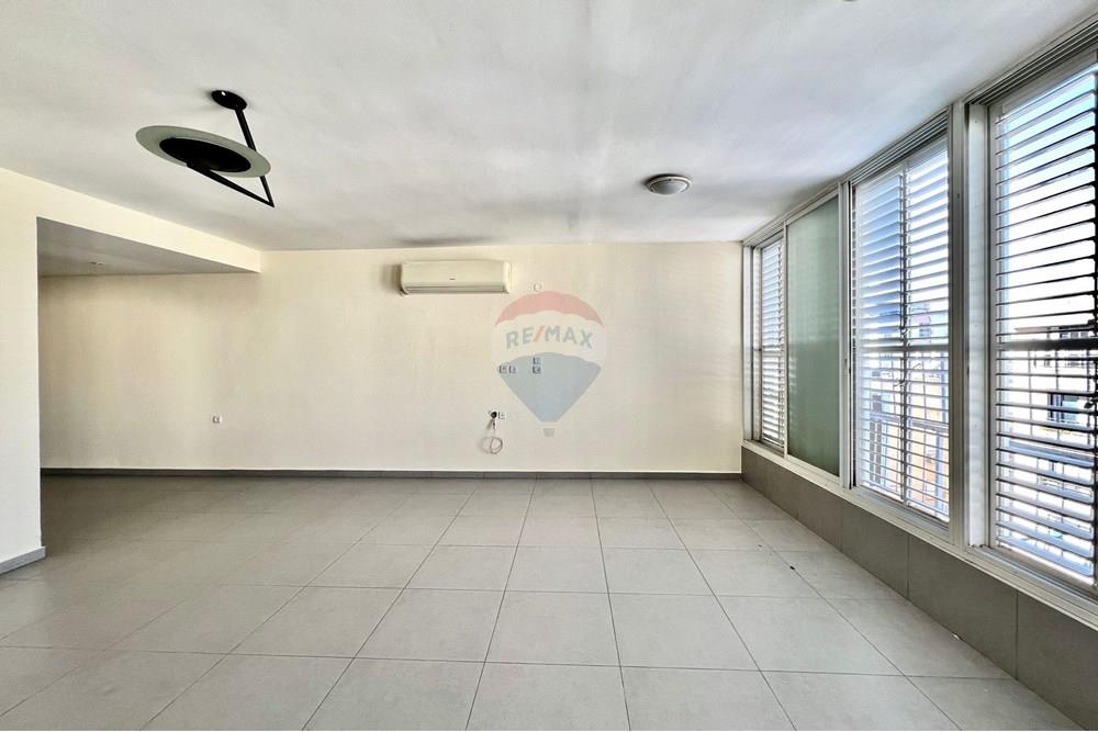 Apartment for Sale in Netanya - Image 3