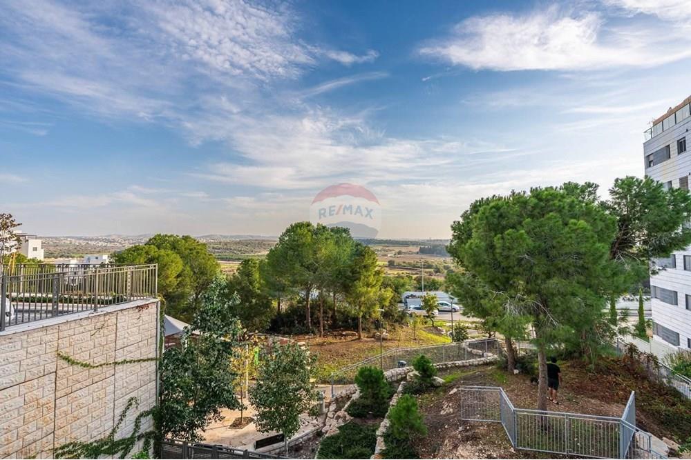 Apartment for Sale in חריש - Image 4