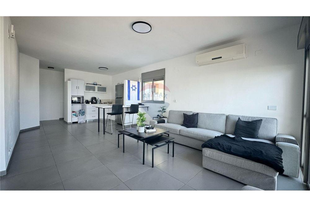 Apartment for Sale in Afula - Image 4