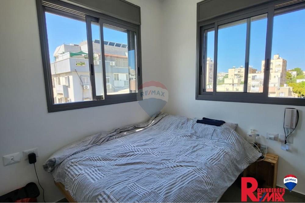 Apartment for Sale in Holon - Image 7