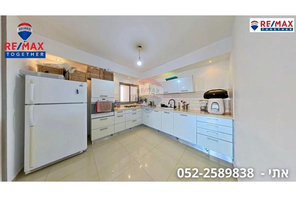 Apartment for Sale in Ashkelon - Image 4