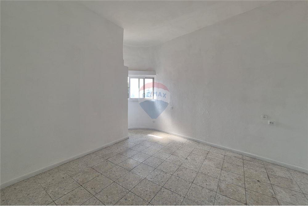 Apartment for Sale in Tel Aviv - Image 1
