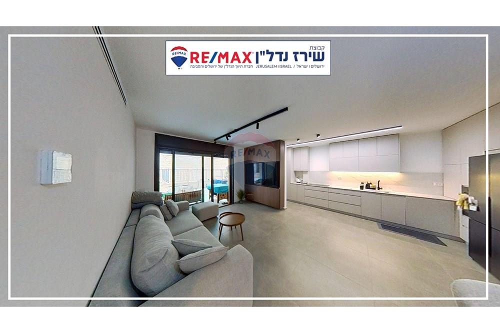 Apartment for Sale in מבשרת ציון - Image 4