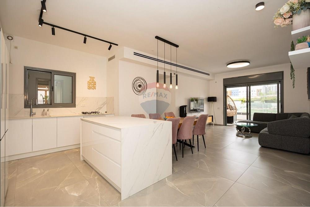 Apartment for Sale in חריש - Image 5