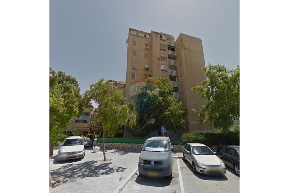 Apartment for Sale in Beer Sheva - Image 1