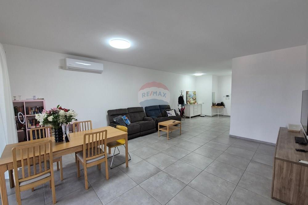 Apartment for Sale in Afula - Image 3