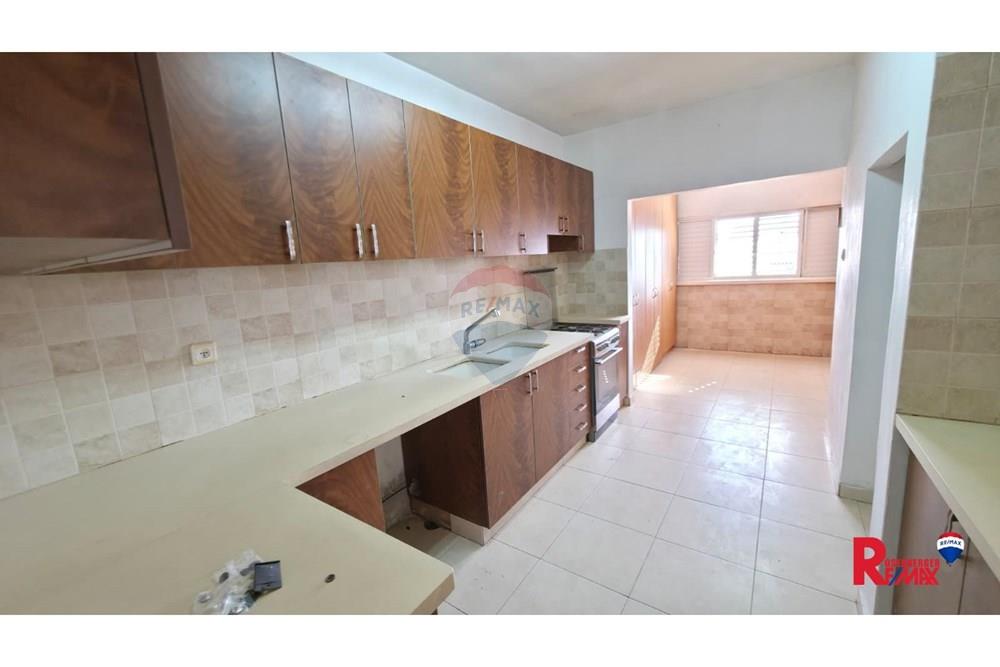 Apartment for Sale in Rishon LeZion - Image 6