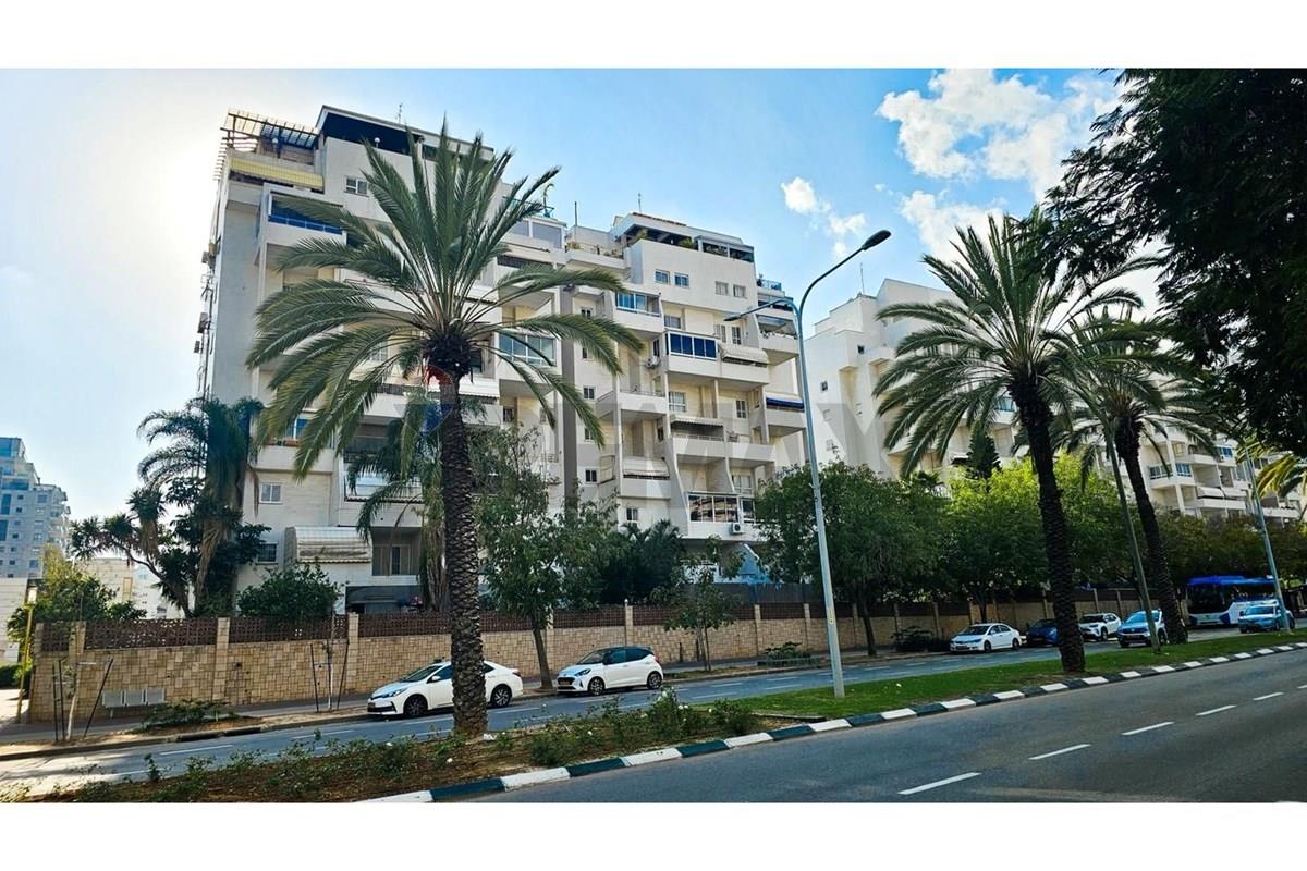 Apartment for Sale in Ashdod - Image 6