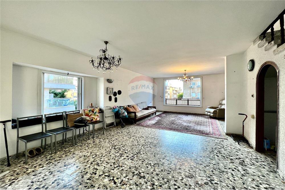 Apartment for Sale in Netanya - Image 2