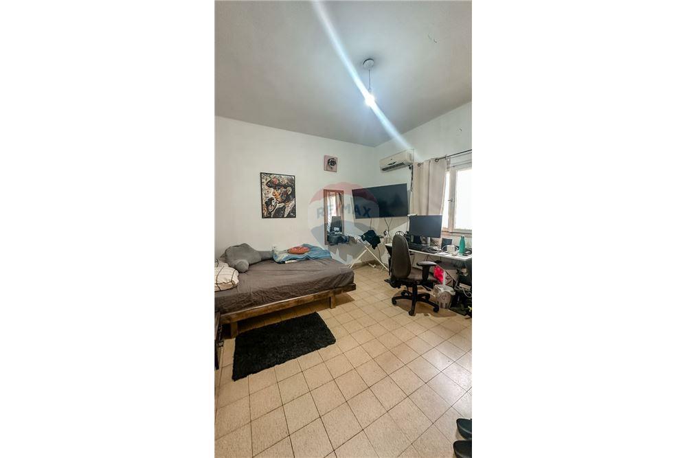 Apartment for Sale in Ramat Gan - Image 3