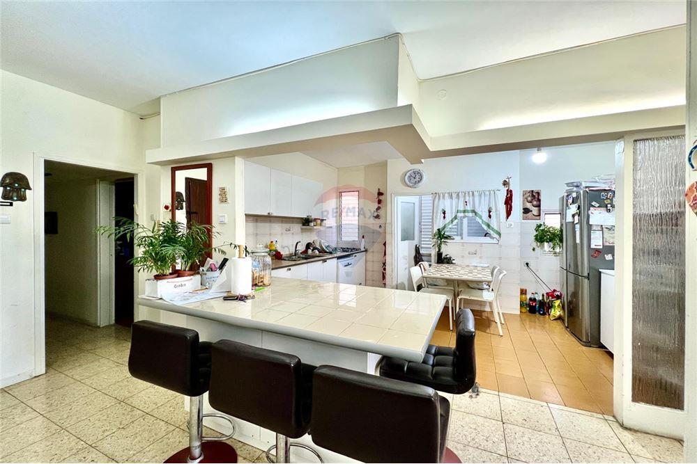Apartment for Sale in Netanya - Image 3