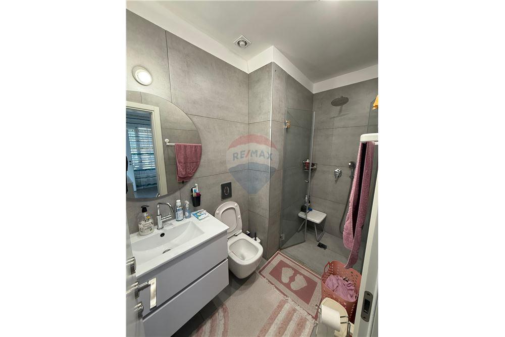 Apartment for Sale in Tel Aviv - Image 7