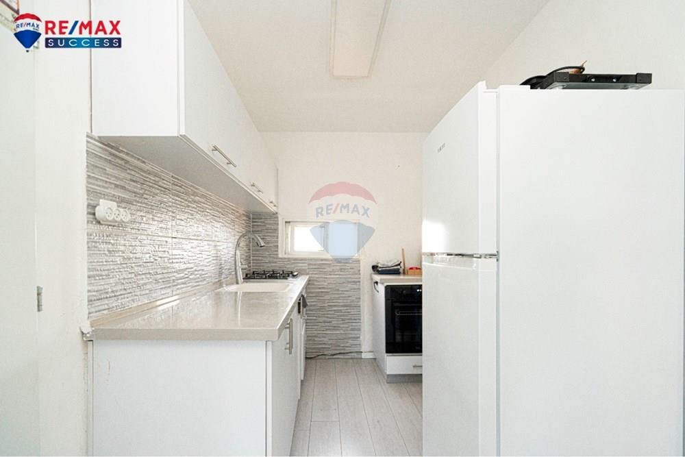 Apartment for Sale in Lod - Image 5