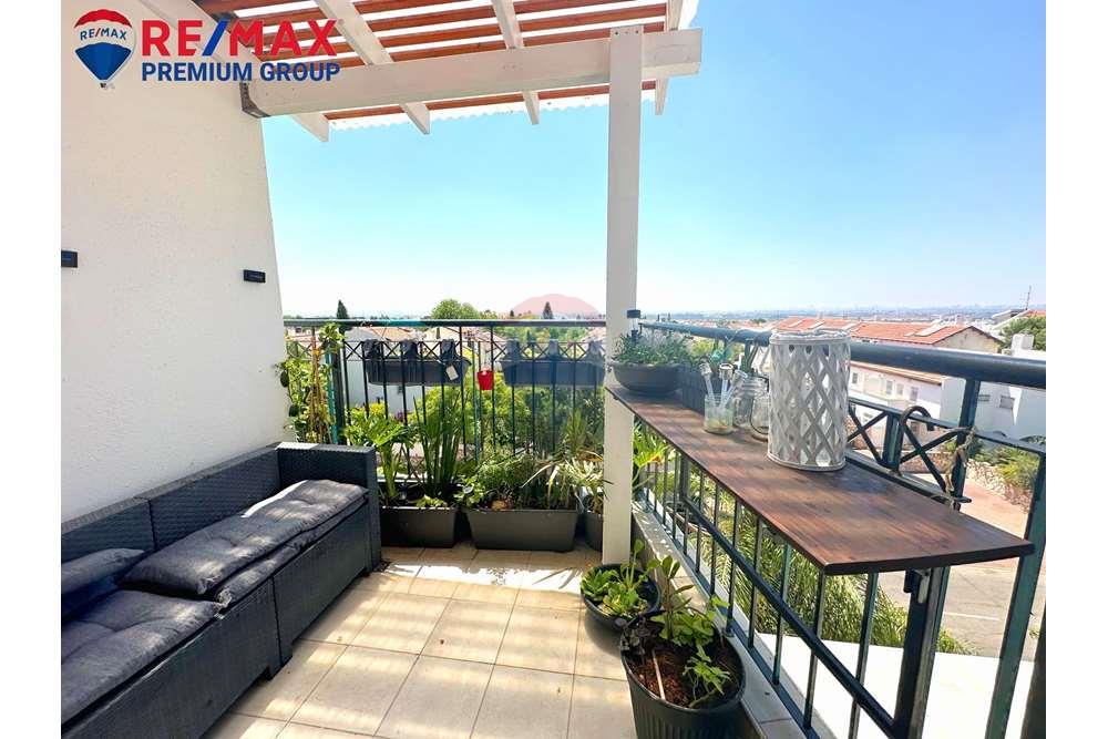 Apartment for Sale in שוהם - Image 2