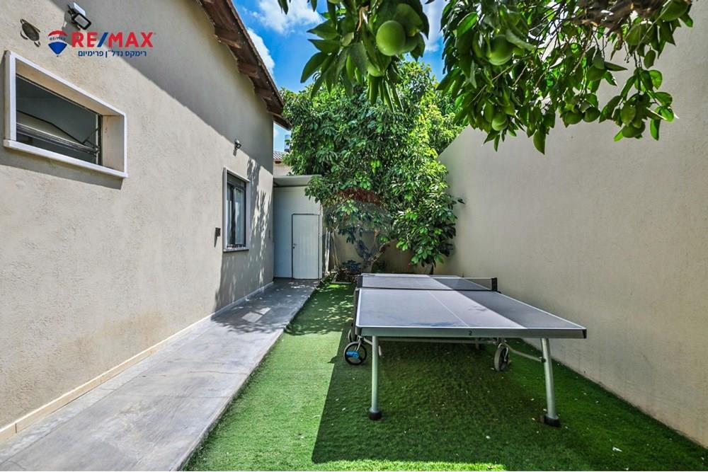 Condo for Sale in חדיד - Image 4