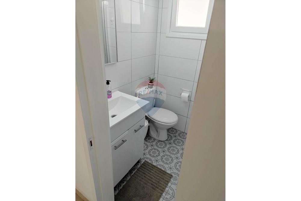 Apartment for Sale in Lod - Image 5