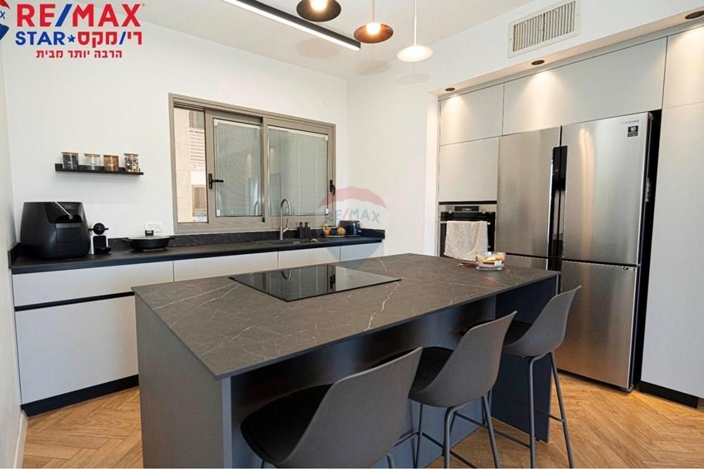 Apartment for Sale in Herzliya - Image 5