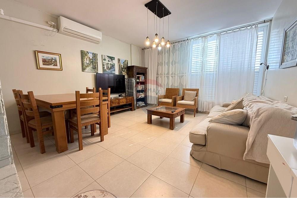 Apartment for Sale in Ramla - Image 1