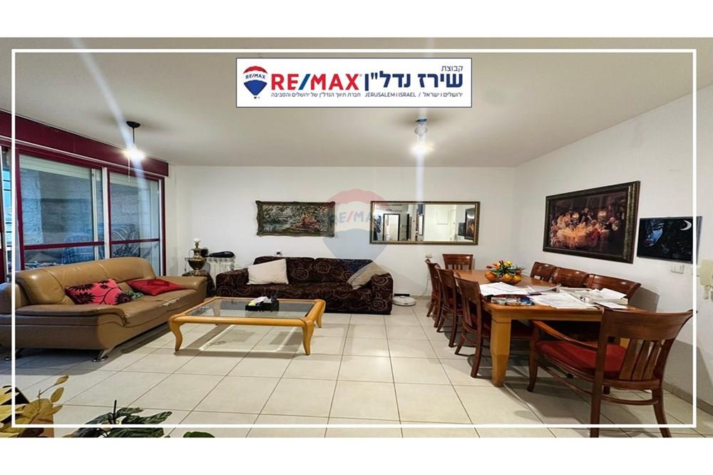 Apartment for Sale in מבשרת ציון - Image 4
