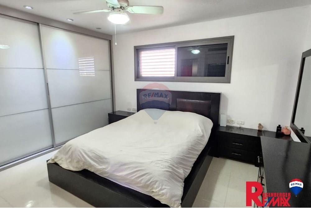 Apartment for Sale in Holon - Image 7