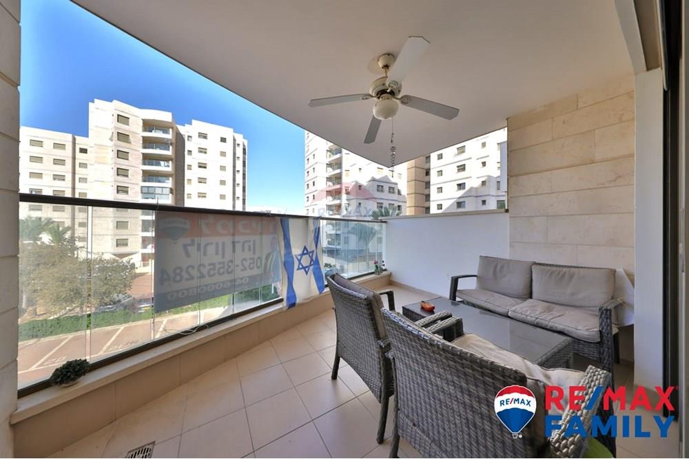 Apartment for Sale in Kiryat Yam - Image 3