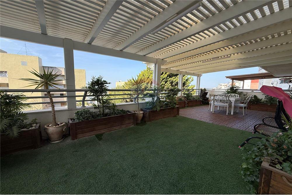 Apartment for Sale in נוף הגליל - Image 4