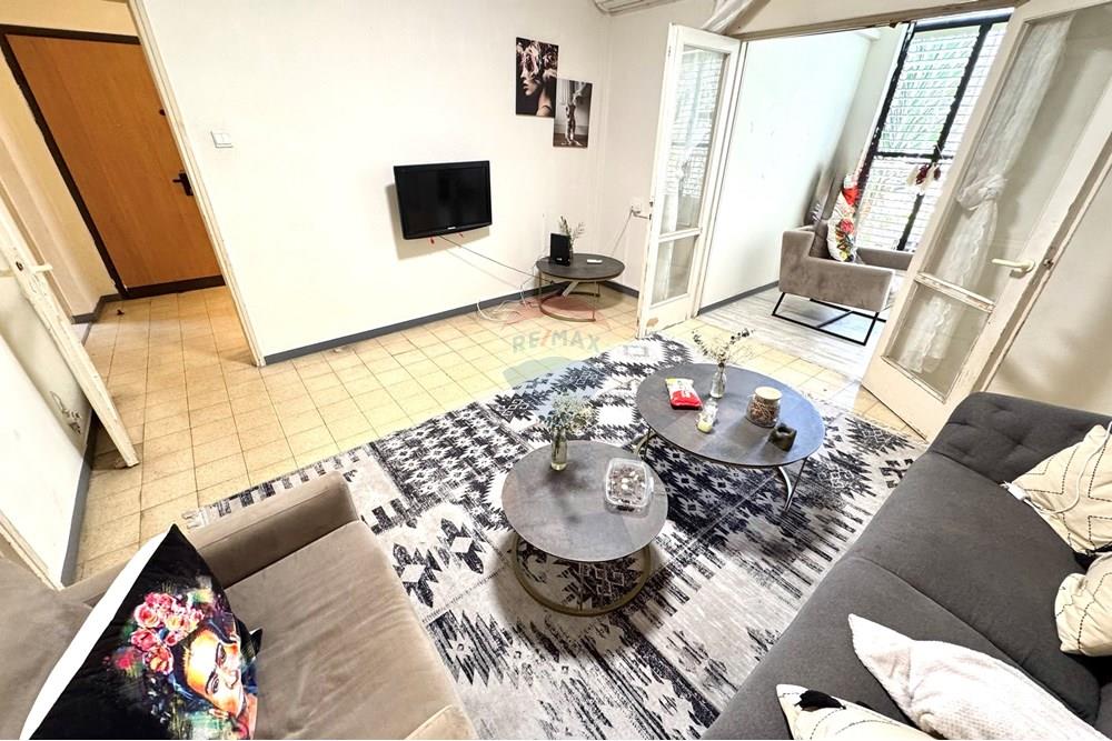 Apartment for Sale in Tel Aviv - Image 7