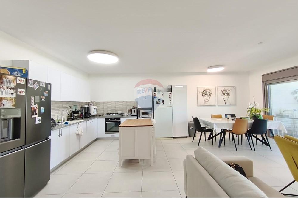 Apartment for Sale in Modi'in - Image 5