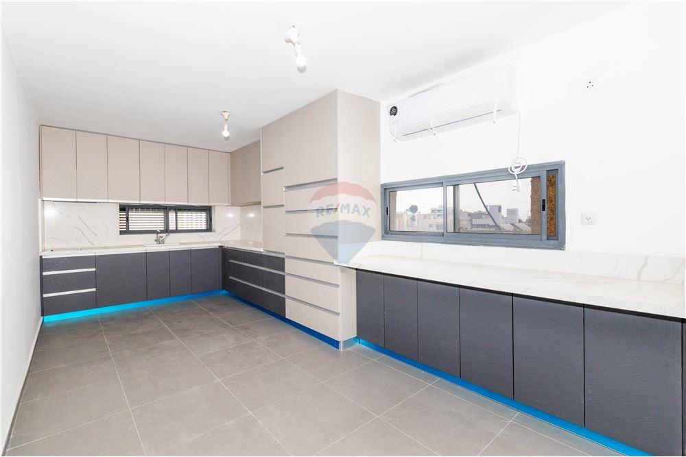 Apartment for Sale in Afula - Image 5