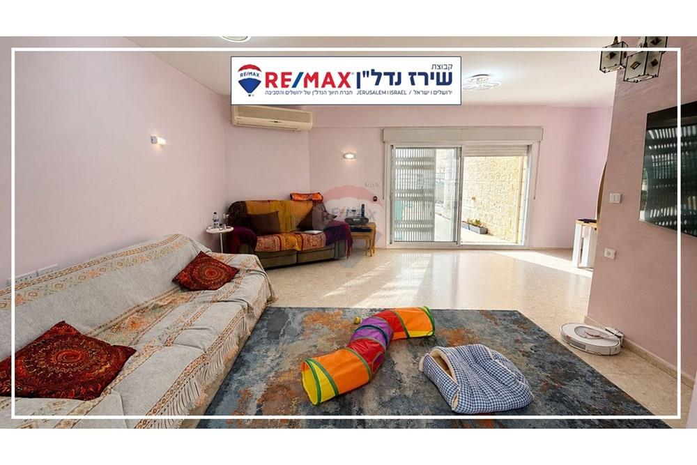 Apartment for Sale in מבשרת ציון - Image 4
