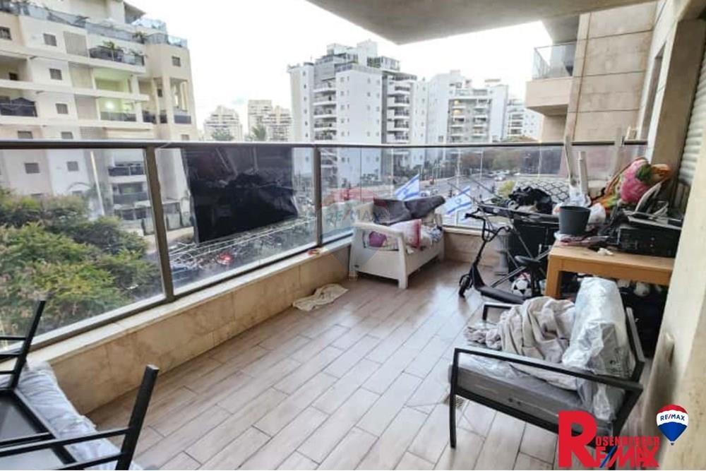 Apartment for Sale in Holon - Image 7