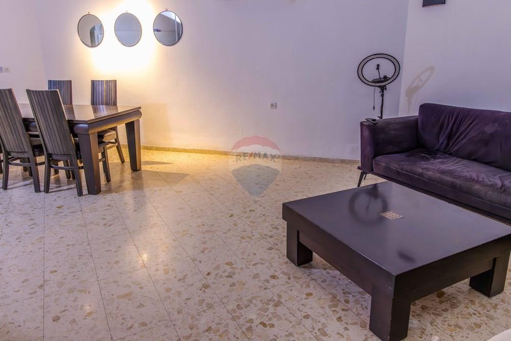 Apartment for Sale in Rishon LeZion - Image 3