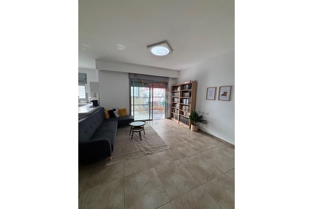 Apartment for Sale in Sderot - Image 3