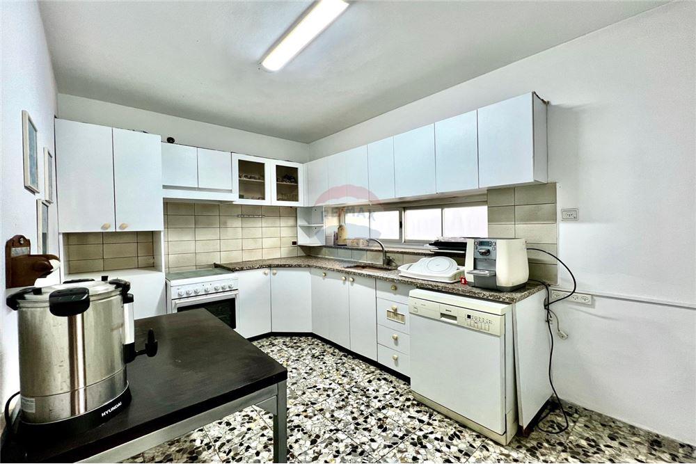 Apartment for Sale in Netanya - Image 6