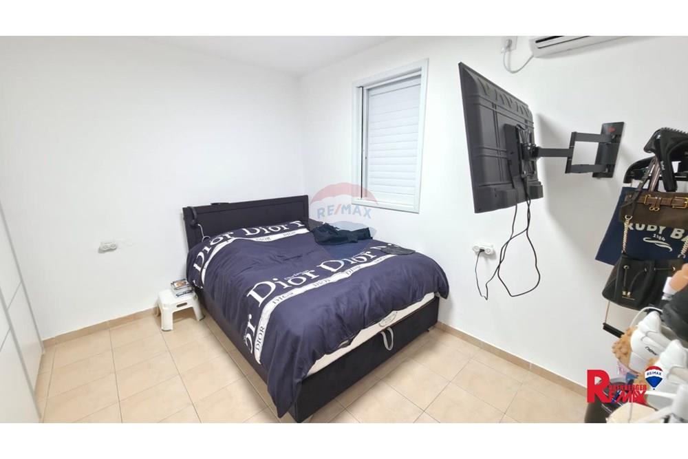 Apartment for Sale in Holon - Image 6