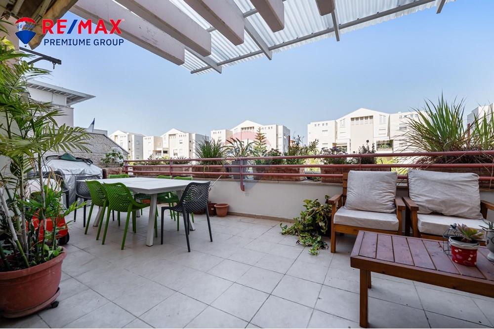 Apartment for Sale in שוהם - Image 1