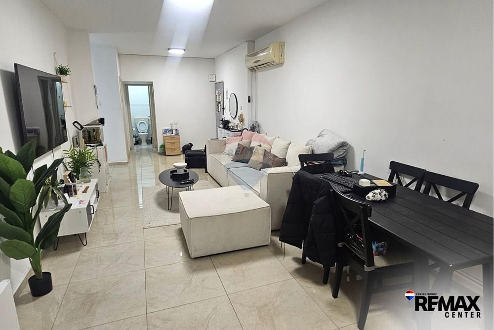 Apartment for Sale in Bat Yam - Image 3